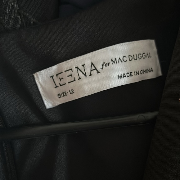 Mac Duggal Black‎ Maxi Dress with Floral Embroidery - Picture 6 of 6